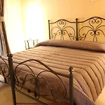 לינה וארוחת בוקר Residenza Umberto