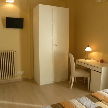 Oda ve Kahvaltı Residenza Umberto Katanya