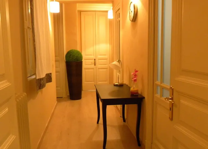 Oda ve Kahvaltı Residenza Umberto Katanya